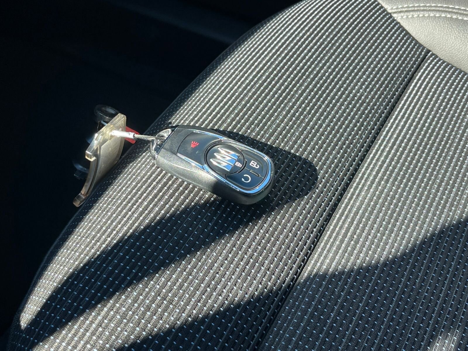 Thumbnail: 2025 Buick Envista - 24