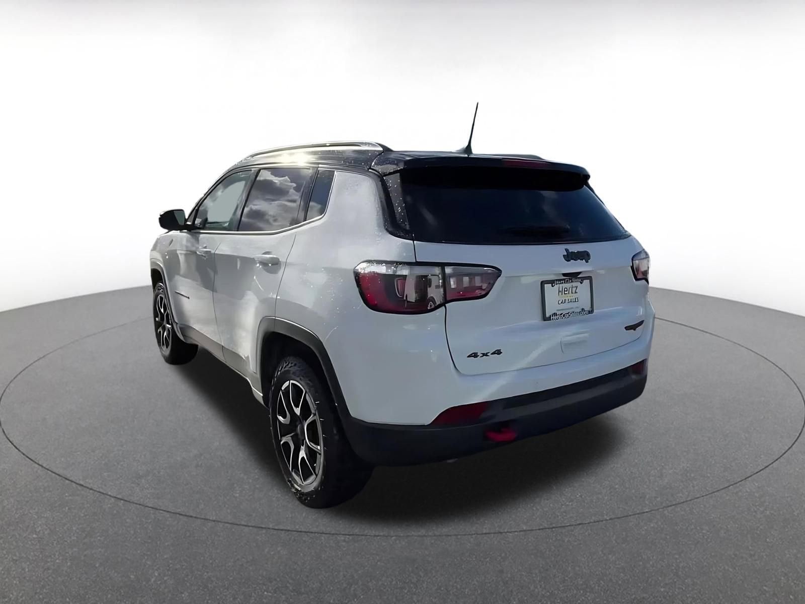 Thumbnail: 2025 Jeep Compass - 11