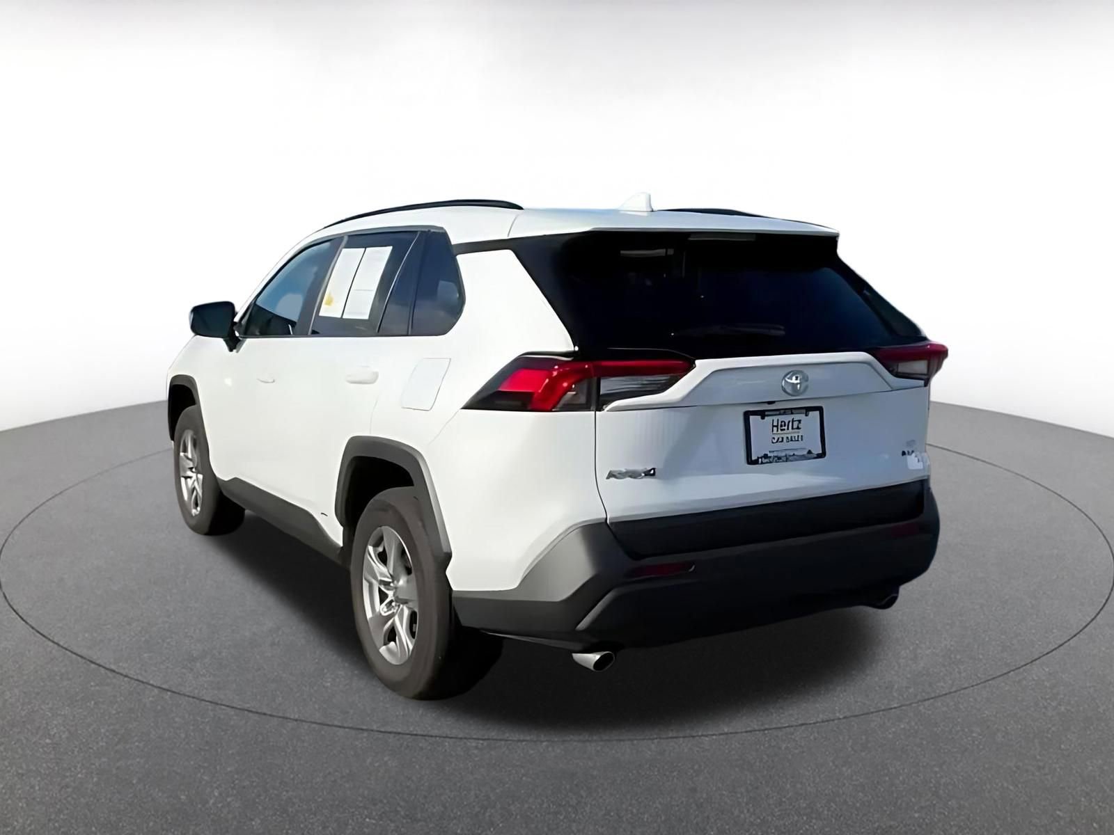 Thumbnail: 2025 Toyota RAV4 - 11