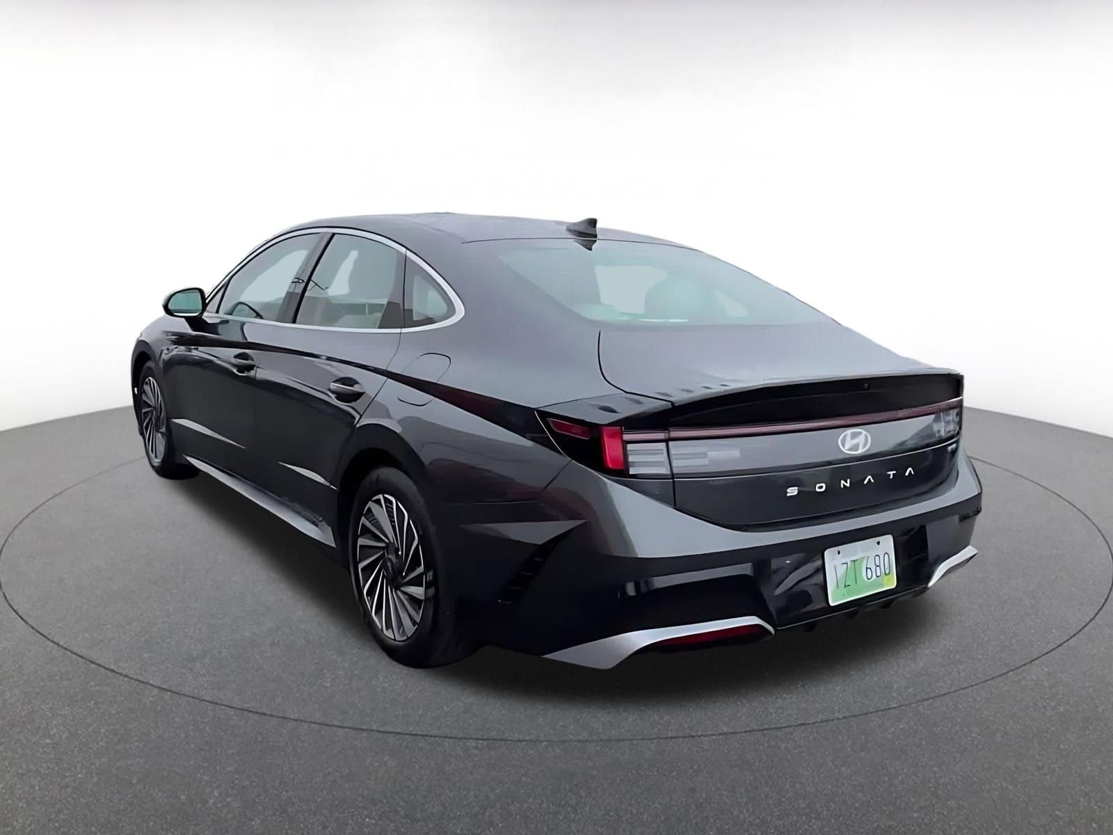 Thumbnail: 2025 Hyundai Sonata - 11