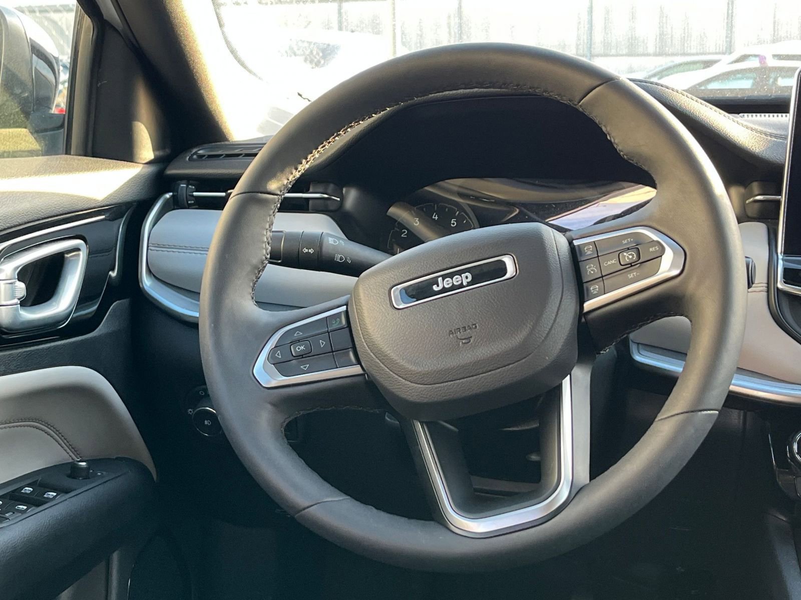 Thumbnail: 2025 Jeep Compass - 29