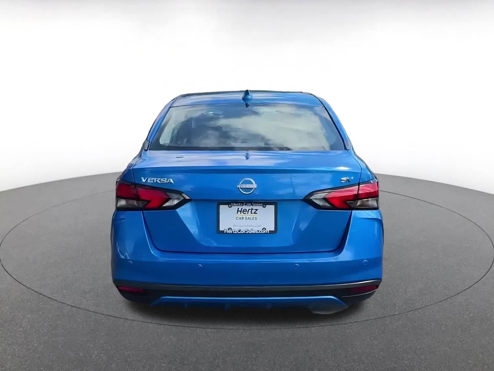 2023 Nissan Versa 1.6 SV 11