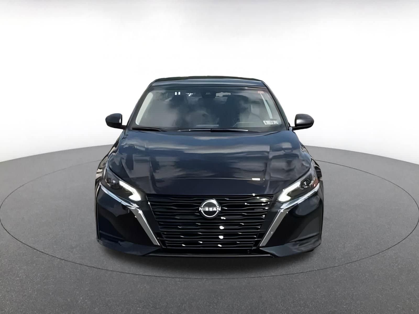 Thumbnail: 2024 Nissan Altima - 5