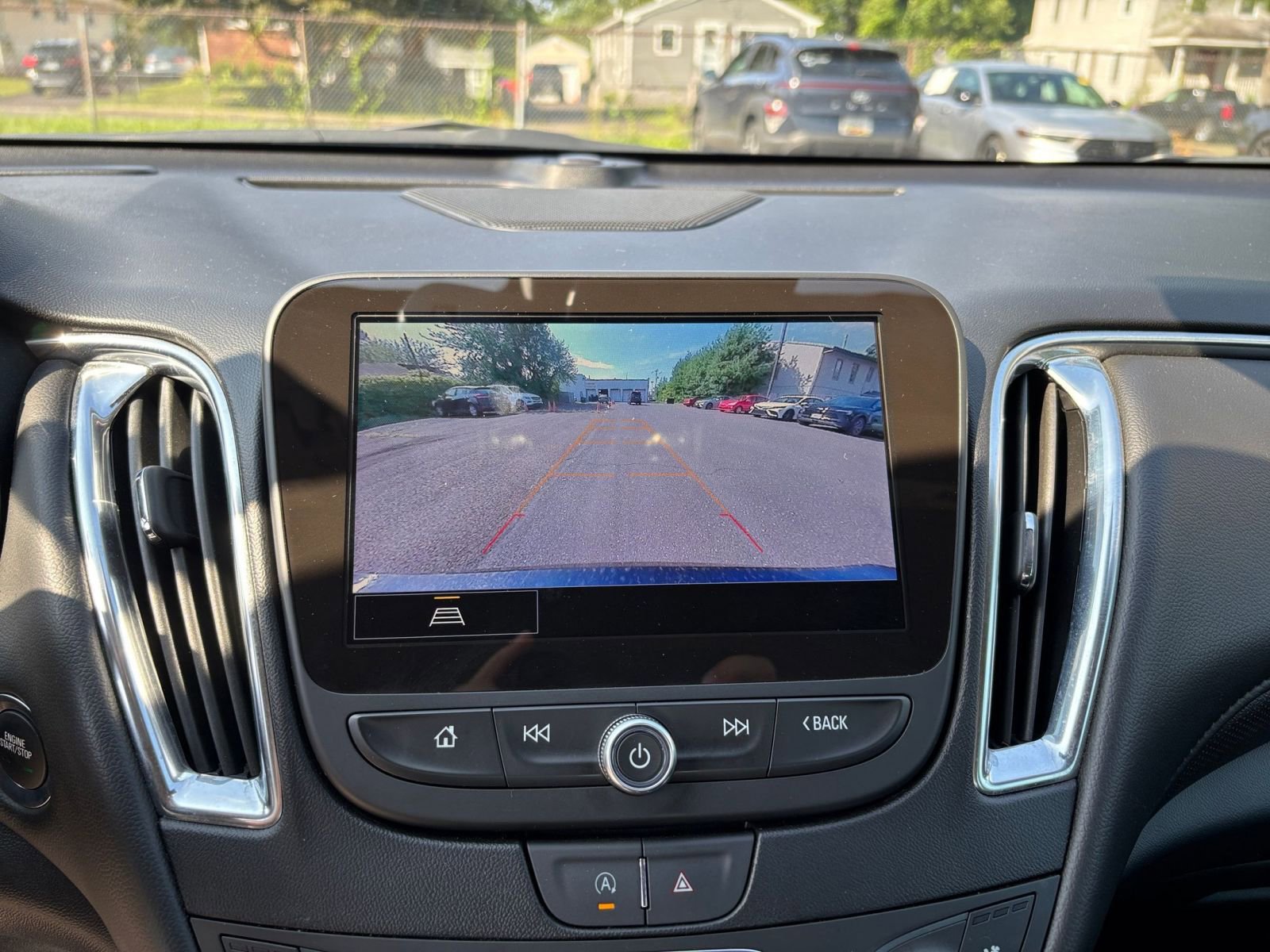 Thumbnail: 2024 Chevrolet Malibu - 17