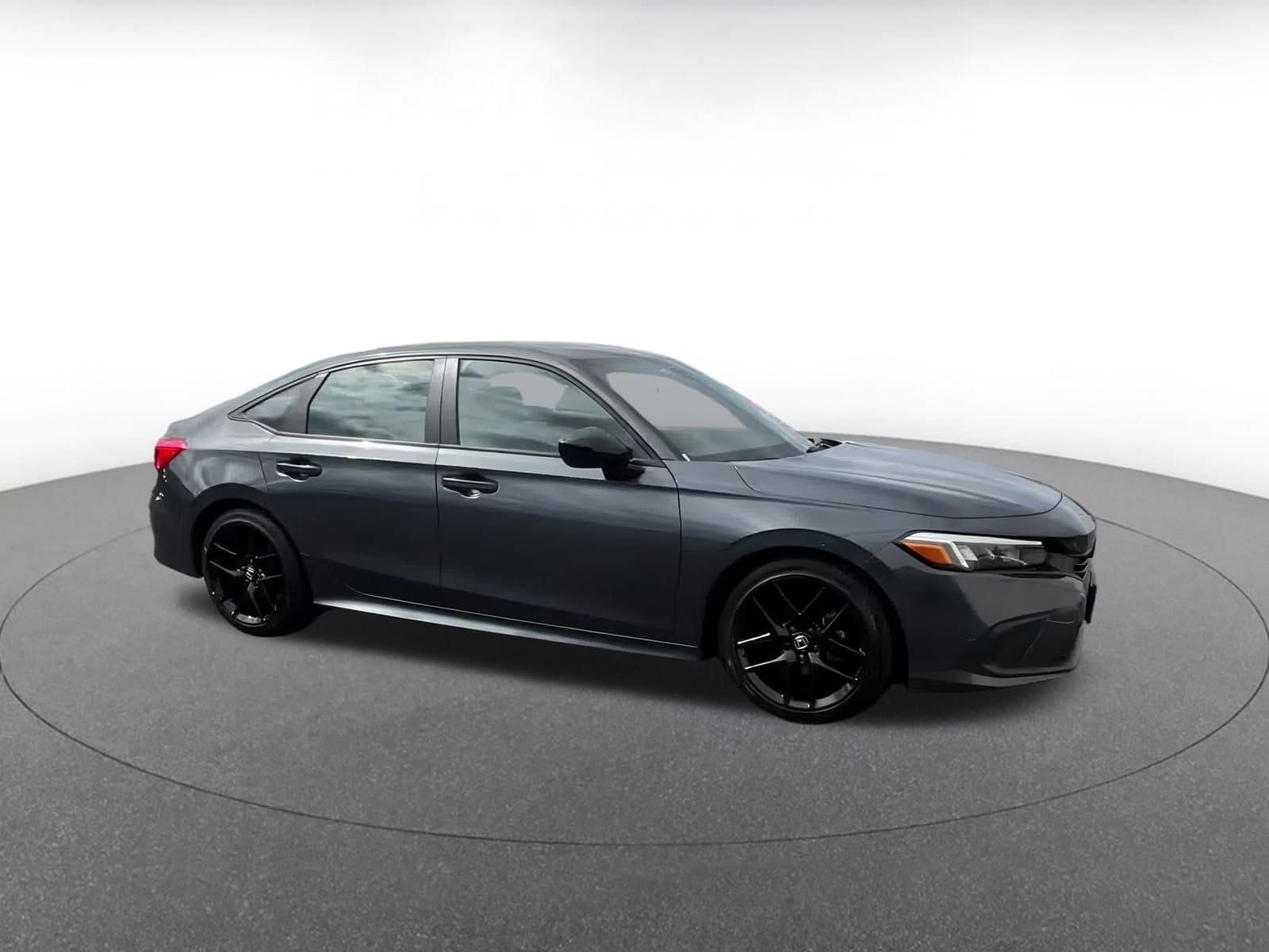 Thumbnail: 2024 Honda Civic - 2