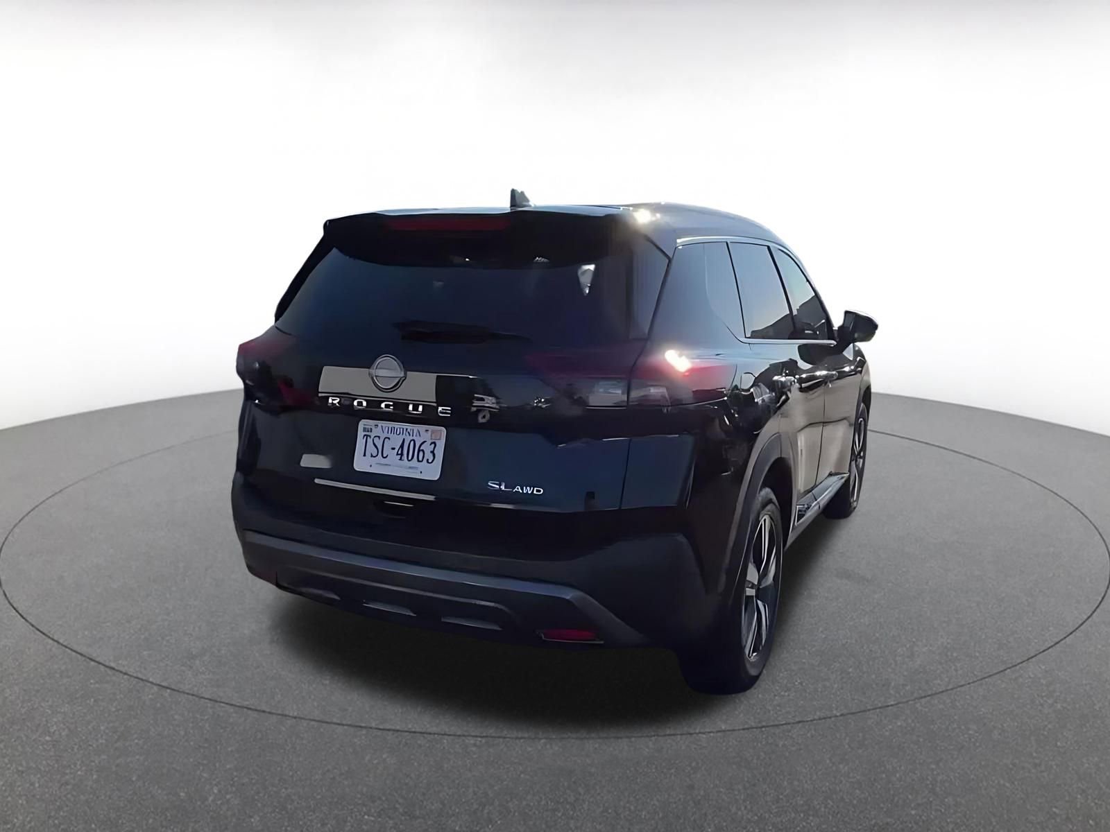 Thumbnail: 2023 Nissan Rogue - 14