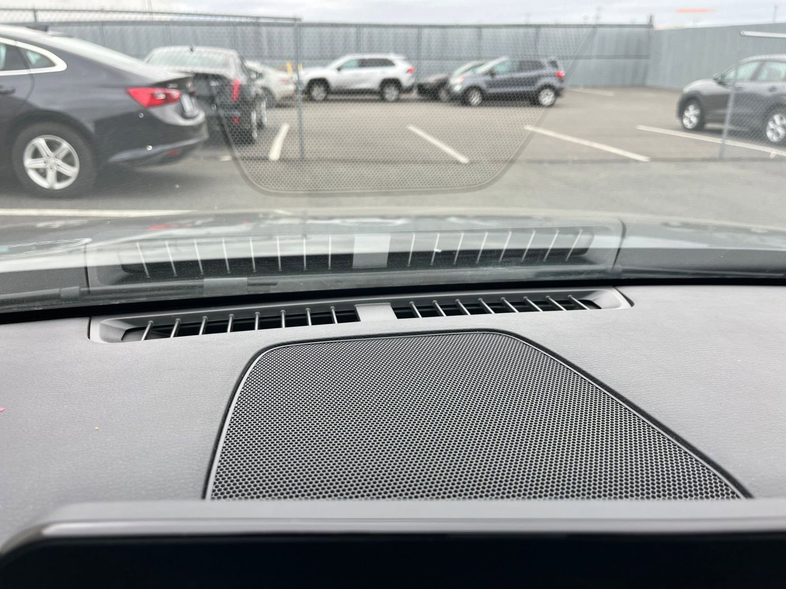 Thumbnail: 2025 Mazda Mazda3 - 20