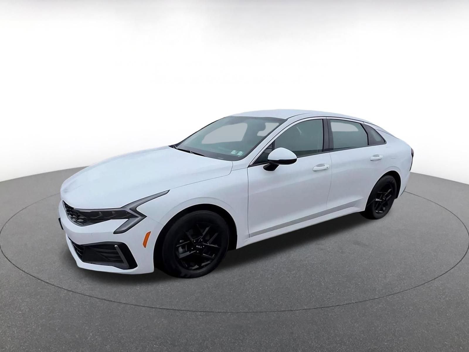 Thumbnail: 2025 Nissan Versa - 7