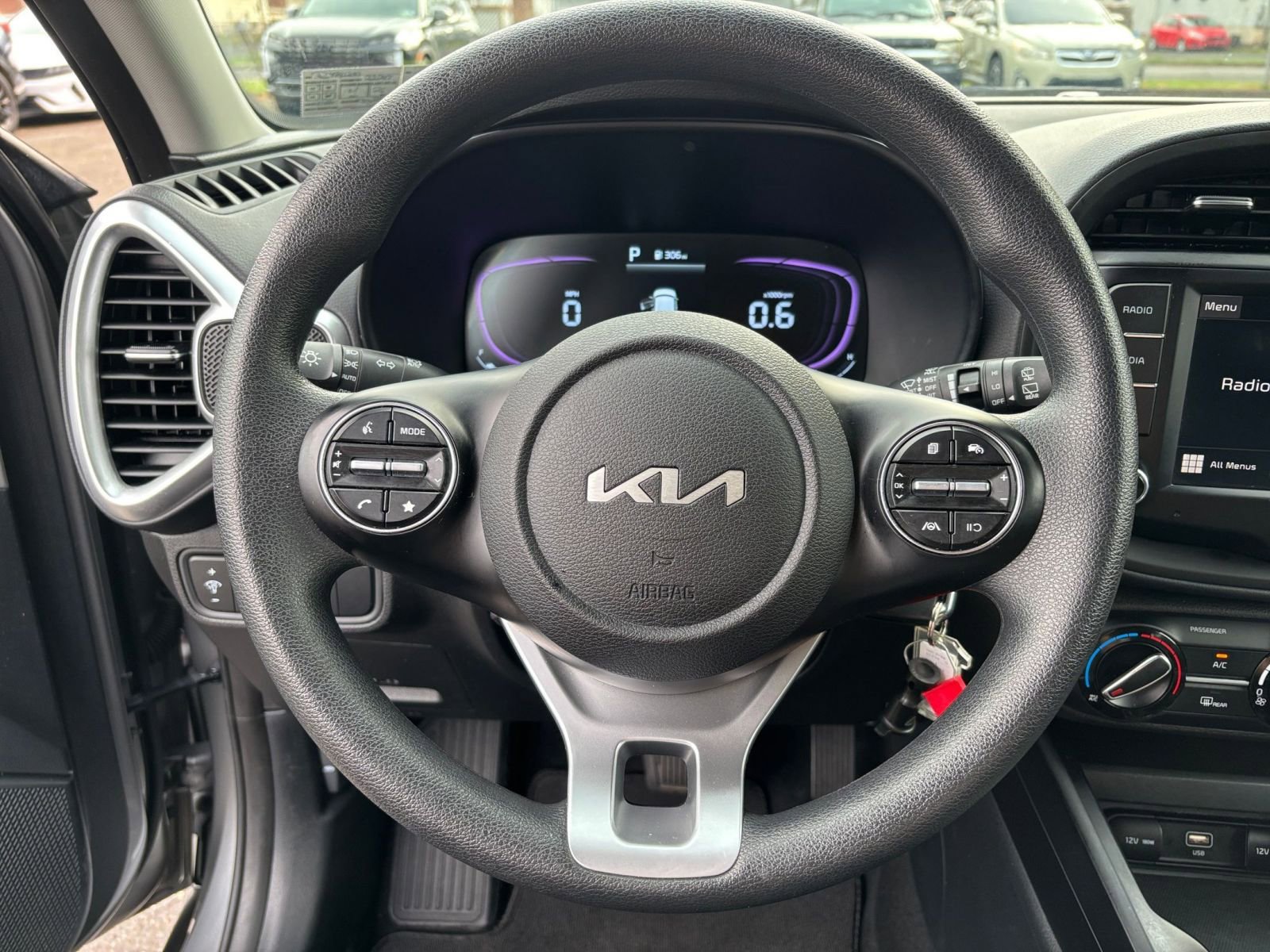 2024 Kia Soul LX 28
