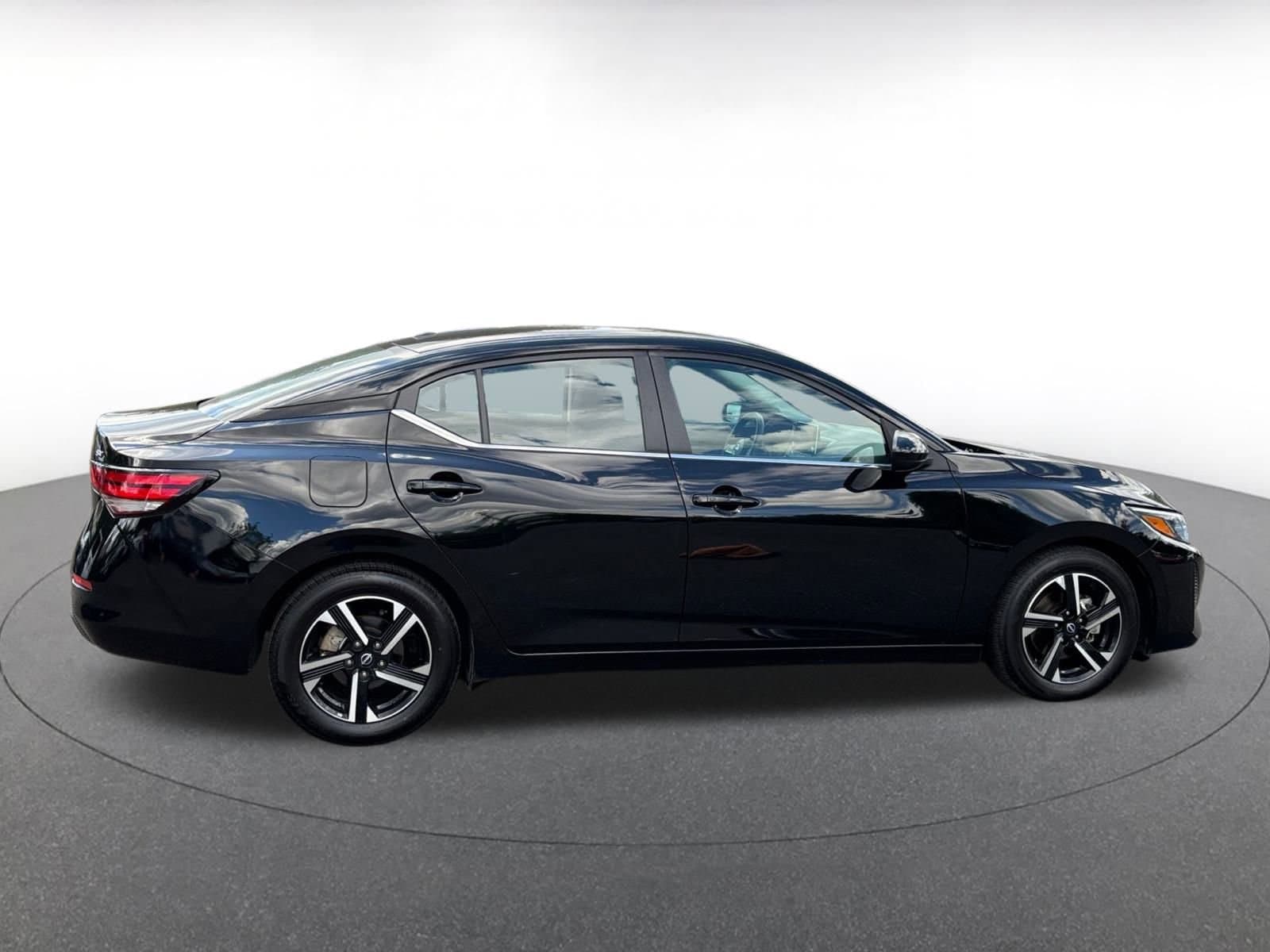 Thumbnail: 2024 Nissan Sentra - 15