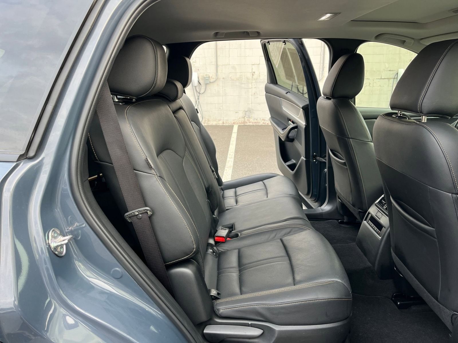 Thumbnail: 2025 Mazda CX-70 - 25