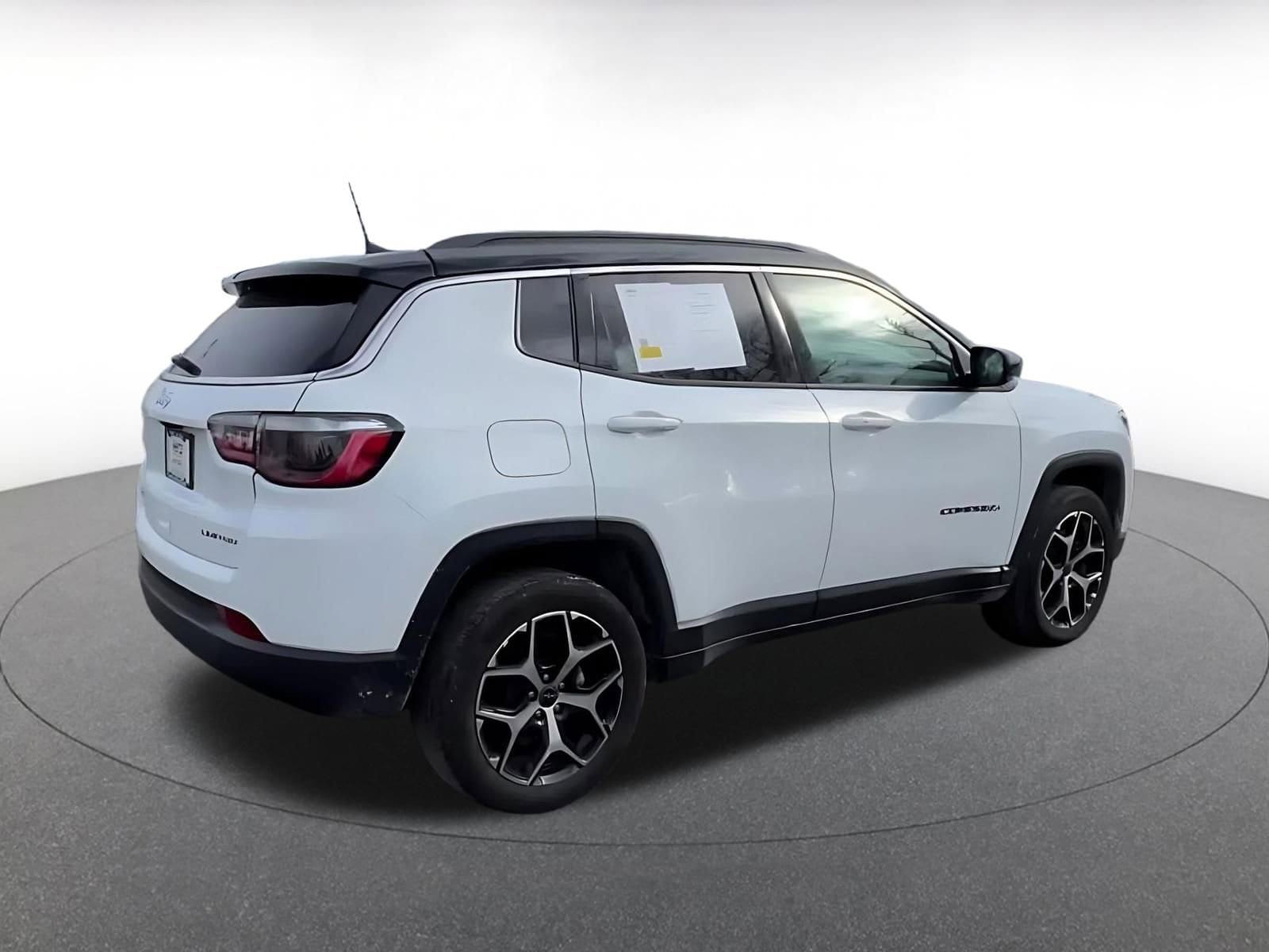 Thumbnail: 2025 Jeep Compass - 12