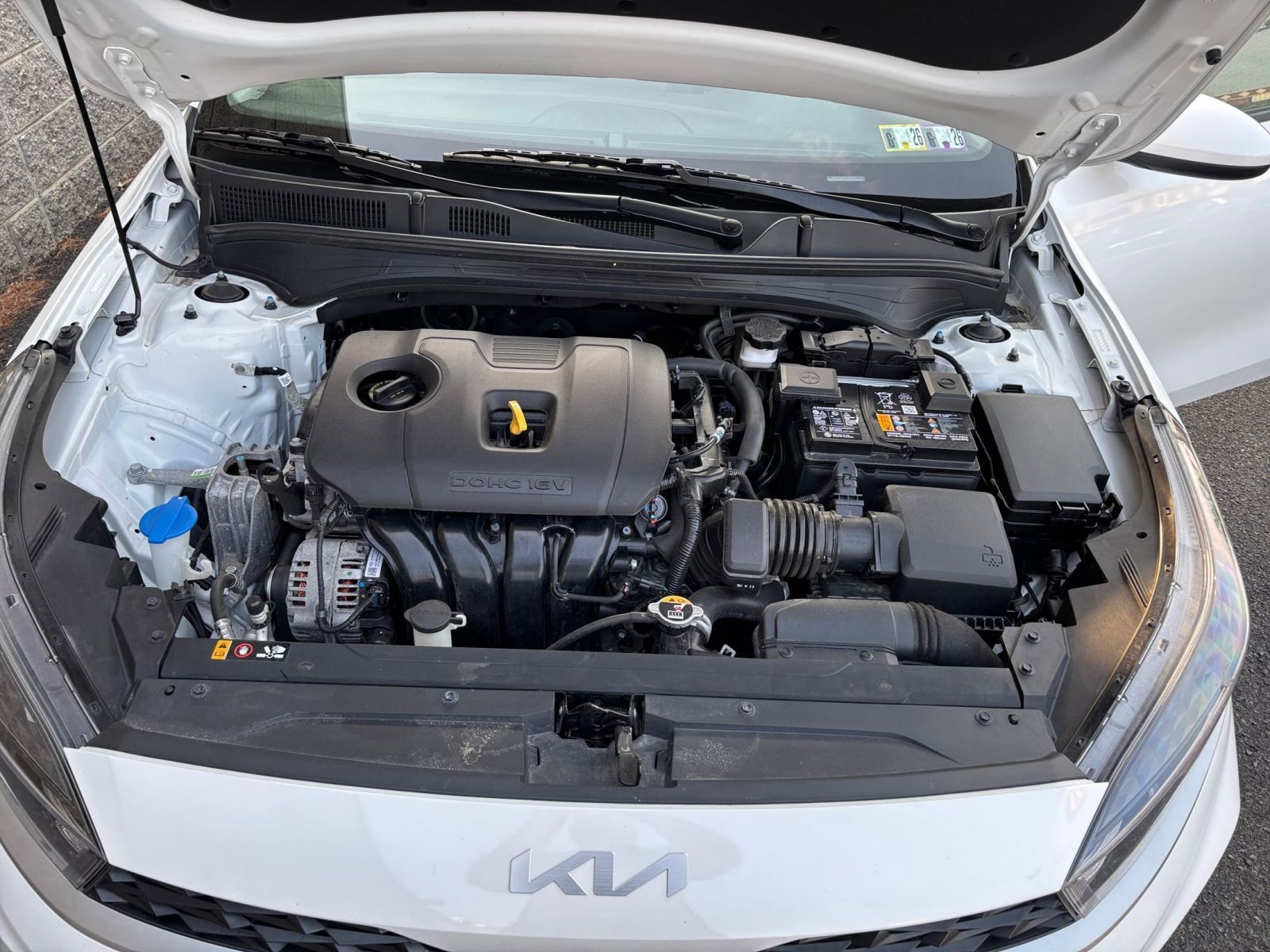 2024 Kia Forte LXS 32