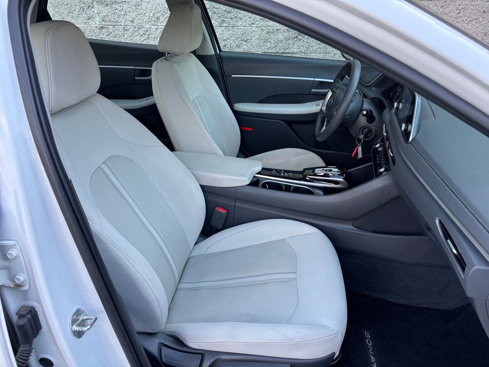 2023 Hyundai Sonata SE 27