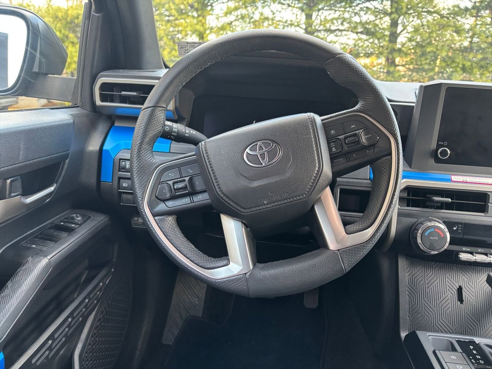 Thumbnail: 2025 Toyota Tacoma - 27