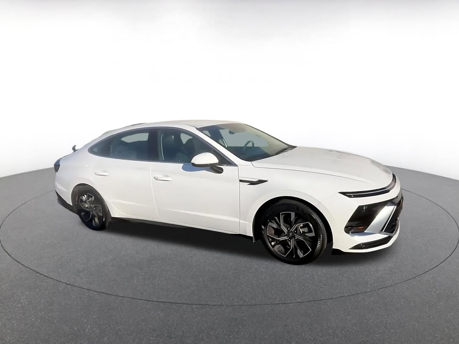 Thumbnail: 2025 Hyundai Sonata - 2