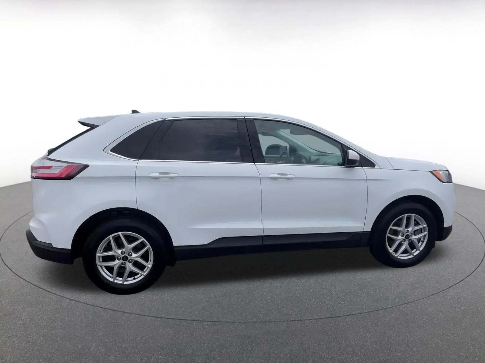 Thumbnail: 2024 Ford Edge - 16