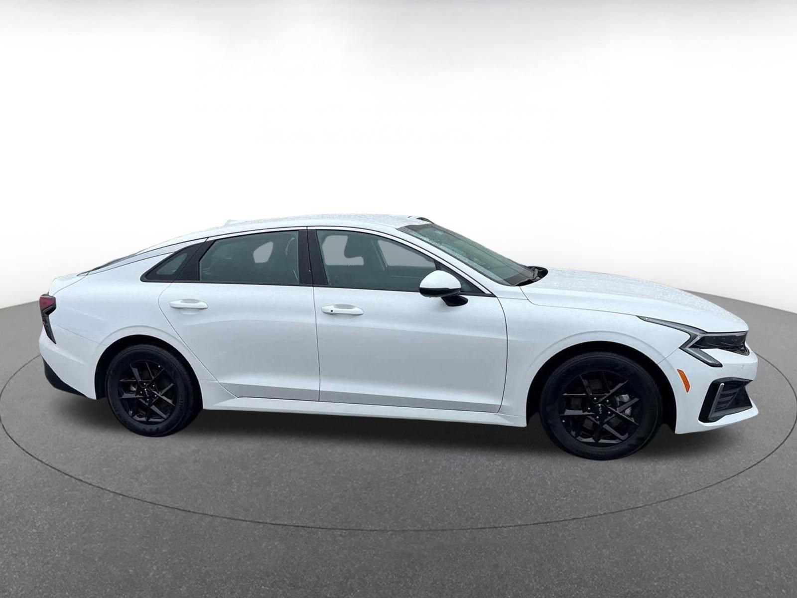 Thumbnail: 2025 Nissan Versa - 15