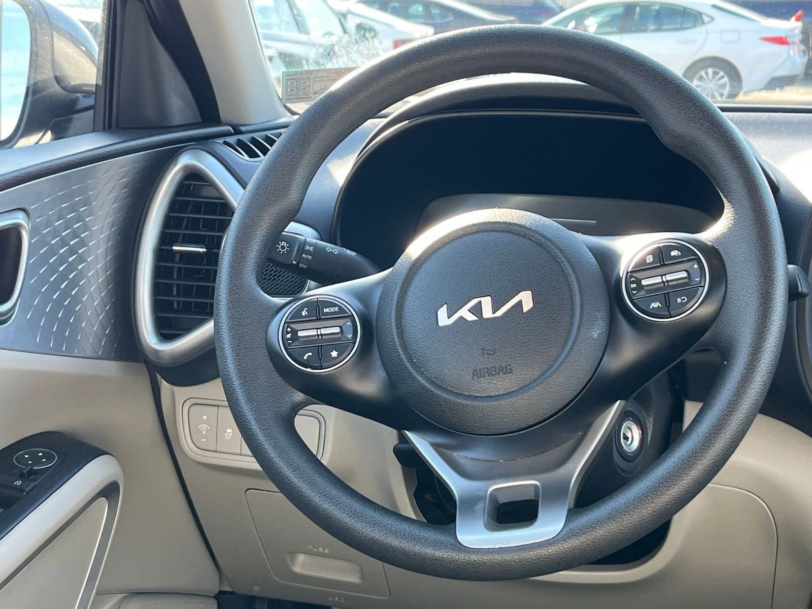 Thumbnail: 2025 Kia Soul - 25