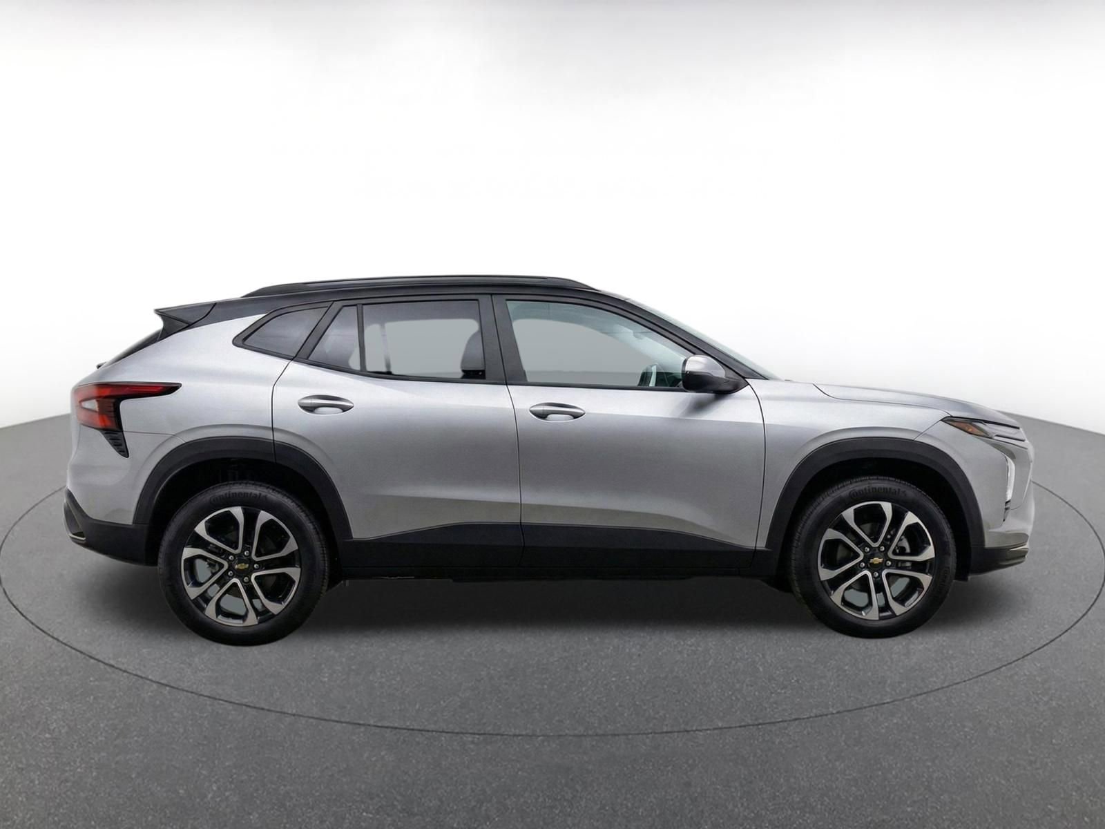 Thumbnail: 2025 Chevrolet TrailBlazer - 8