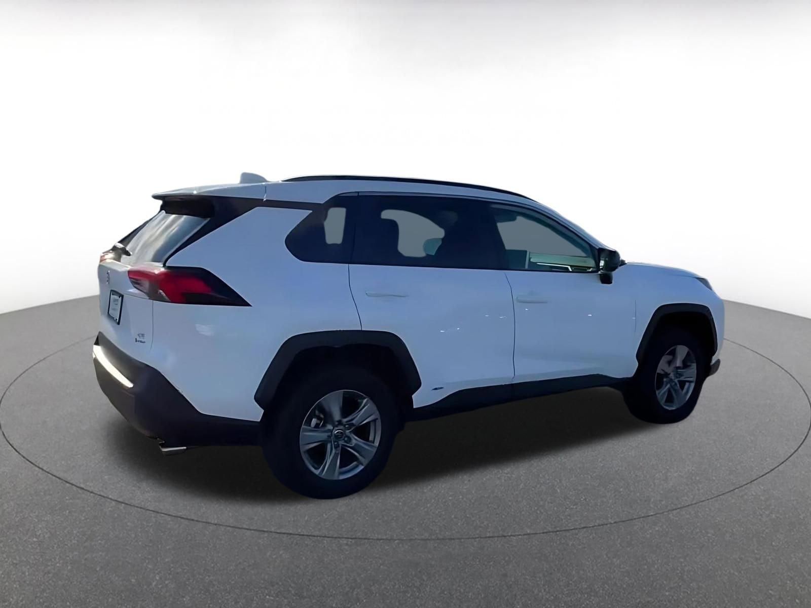 Thumbnail: 2025 Toyota RAV4 - 14