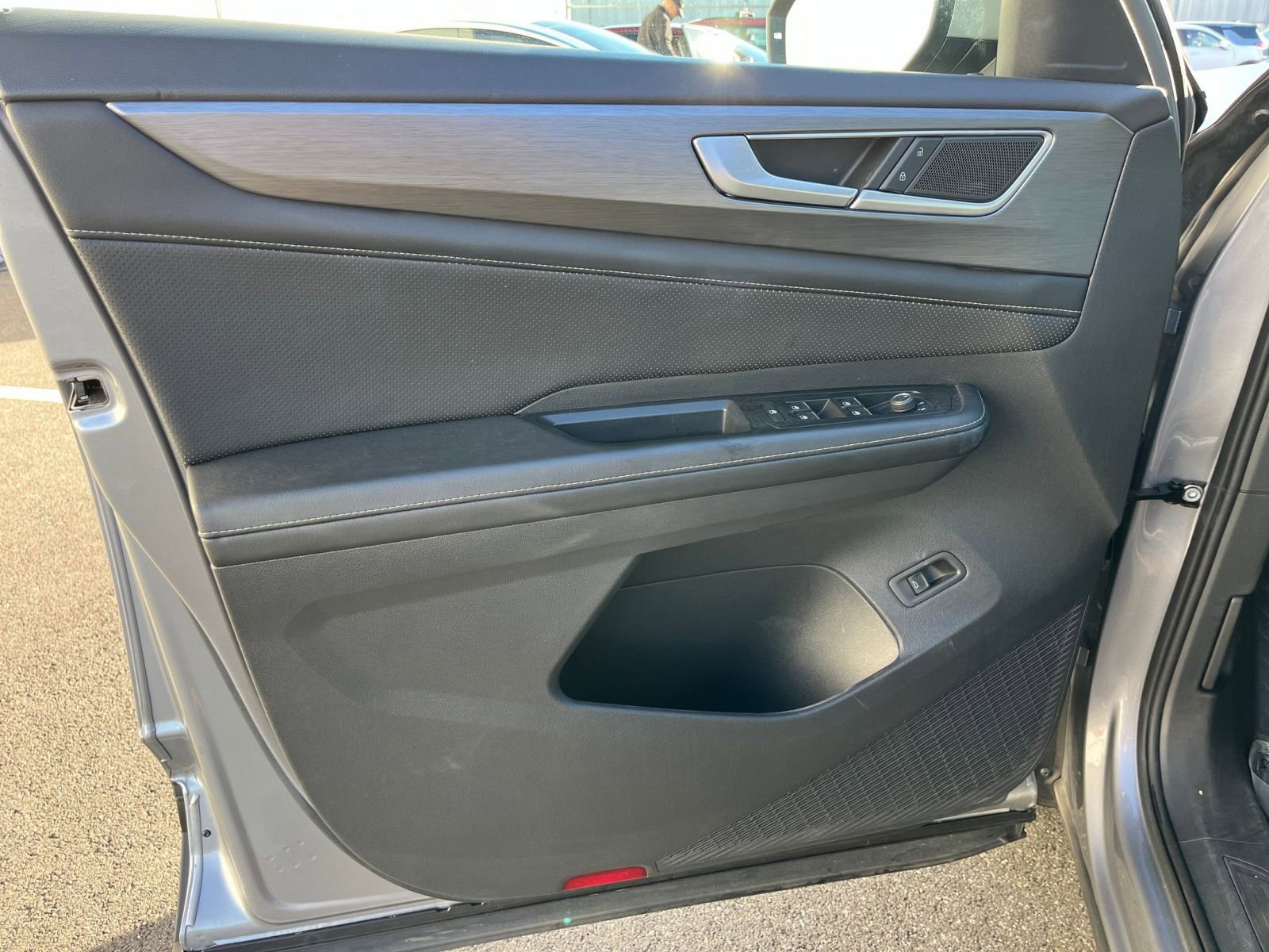 Thumbnail: 2025 Volkswagen Atlas - 21