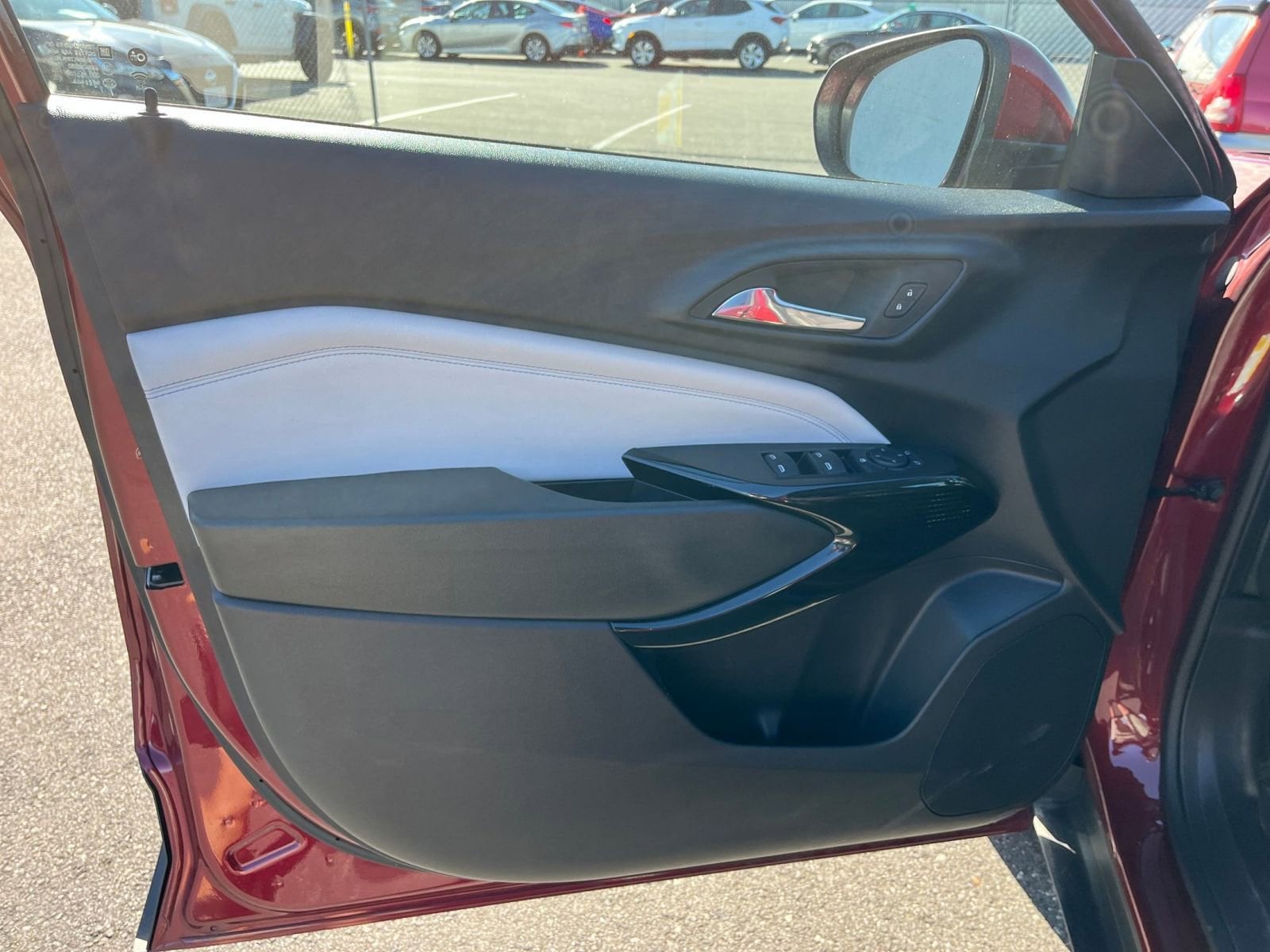 Thumbnail: 2025 Chevrolet Trax - 20