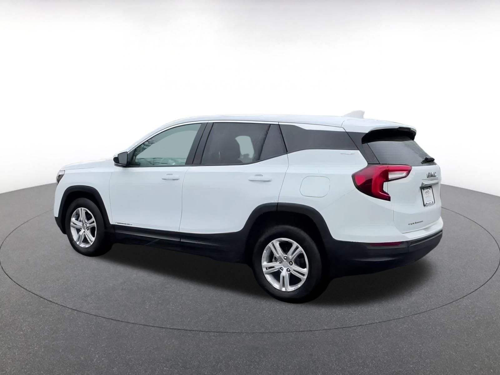 Thumbnail: 2024 GMC Terrain - 9