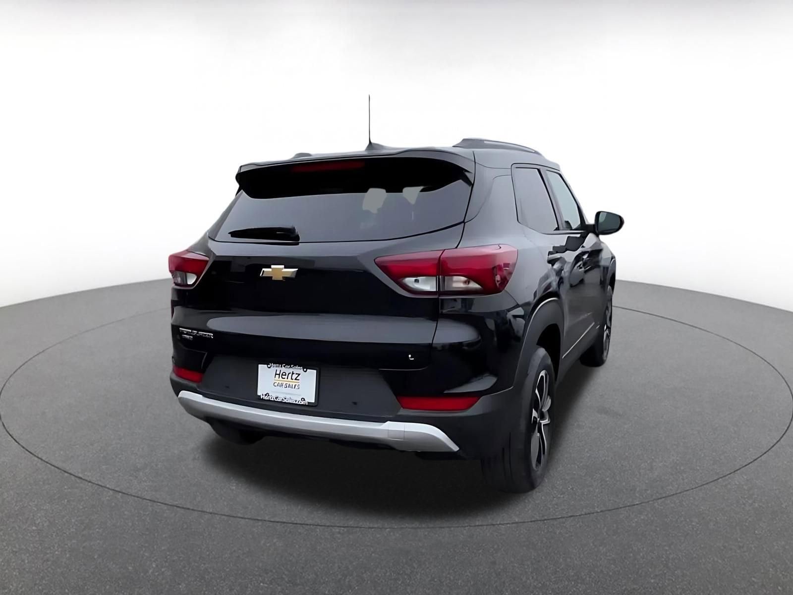 Thumbnail: 2025 Chevrolet TrailBlazer - 14