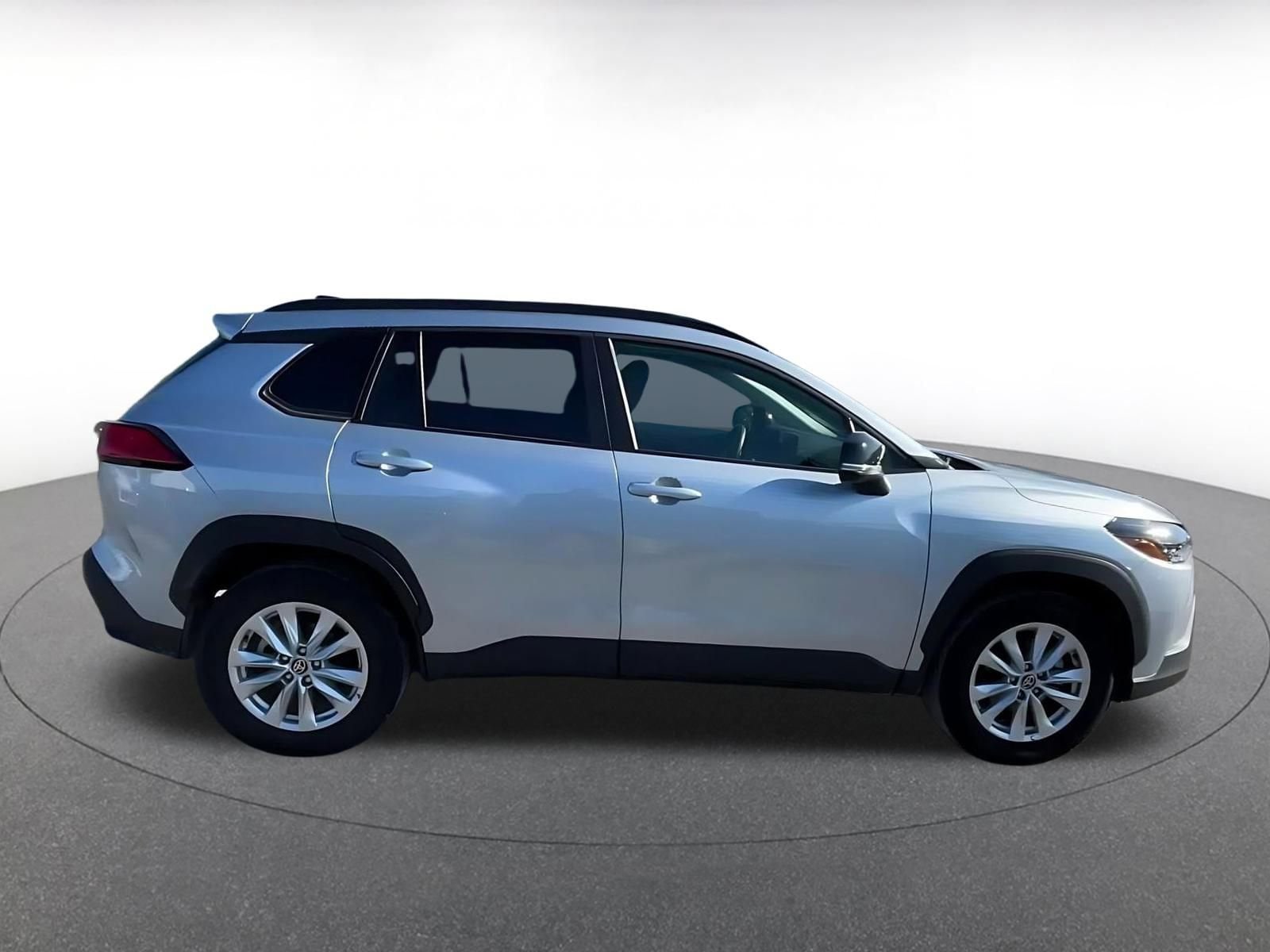 Thumbnail: 2025 Toyota Corolla Cross - 16