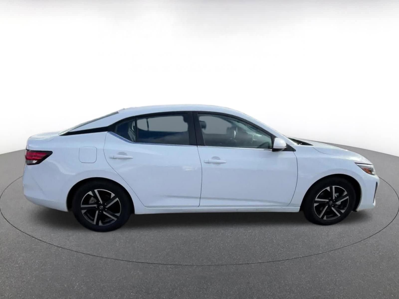 Thumbnail: 2025 Nissan Sentra - 16