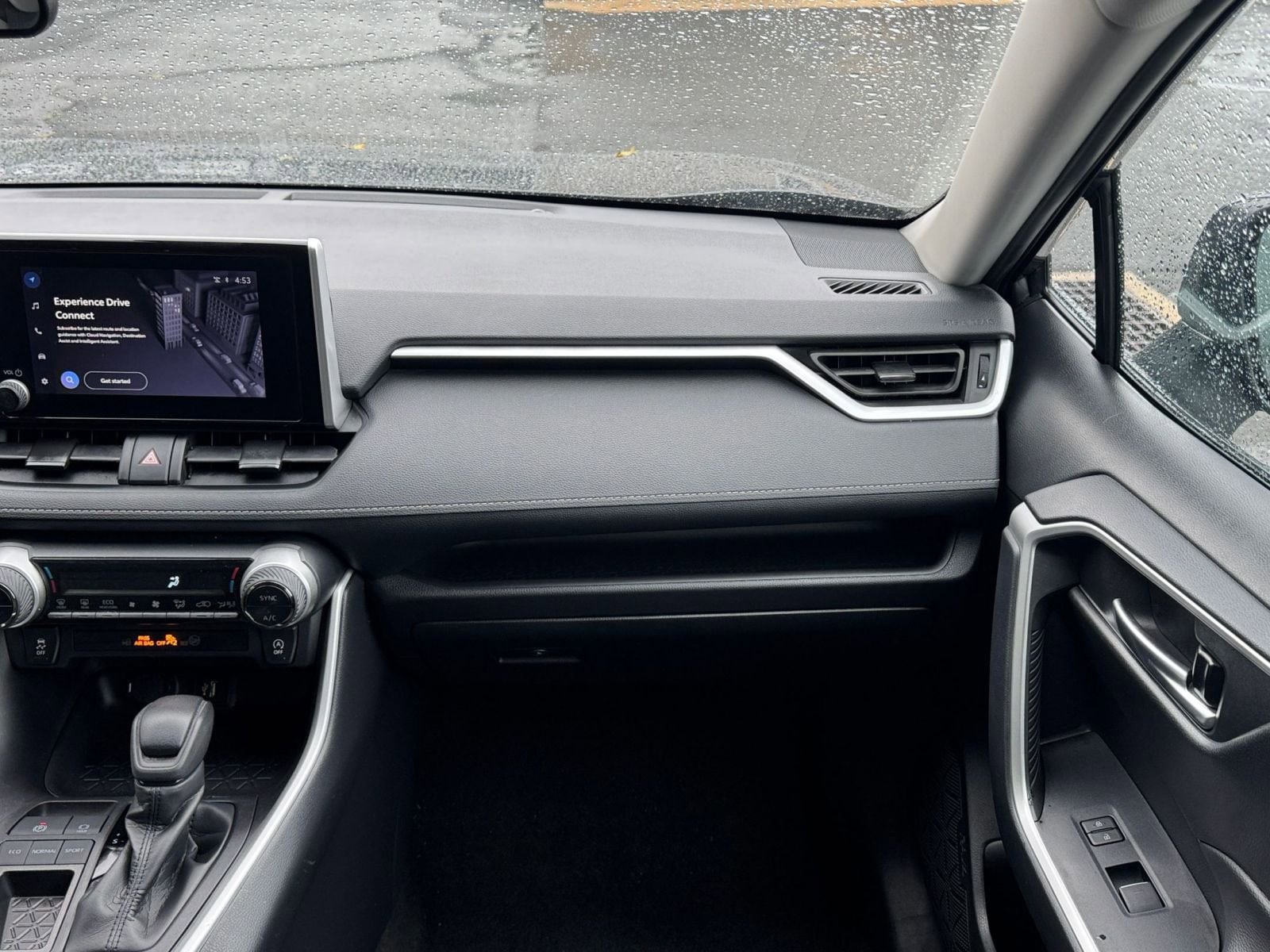 Thumbnail: 2024 Toyota RAV4 - 35