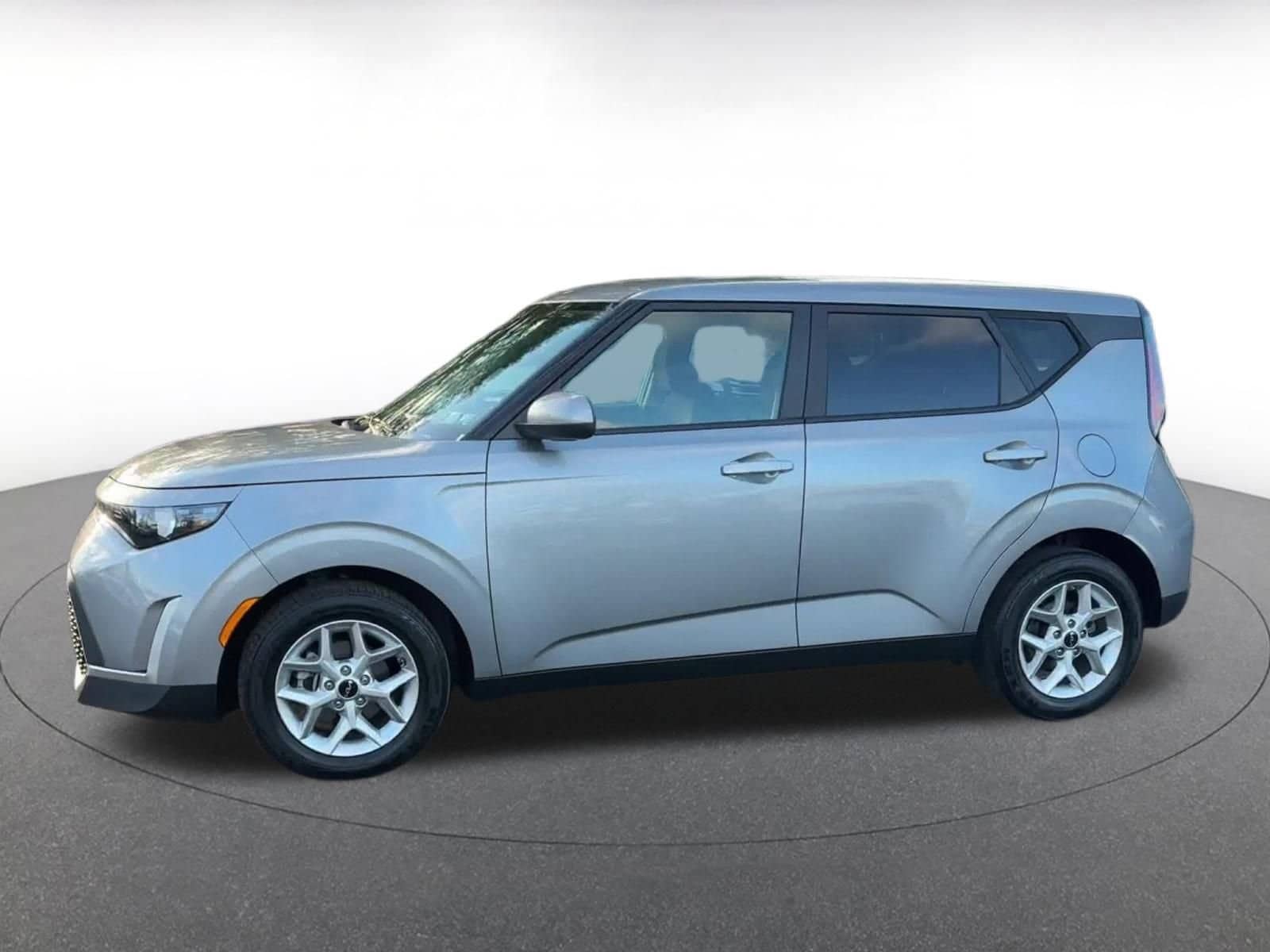 2024 Kia Soul LX 8