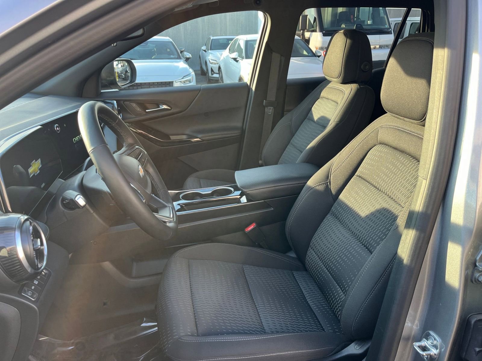 Thumbnail: 2025 Chevrolet Equinox - 35