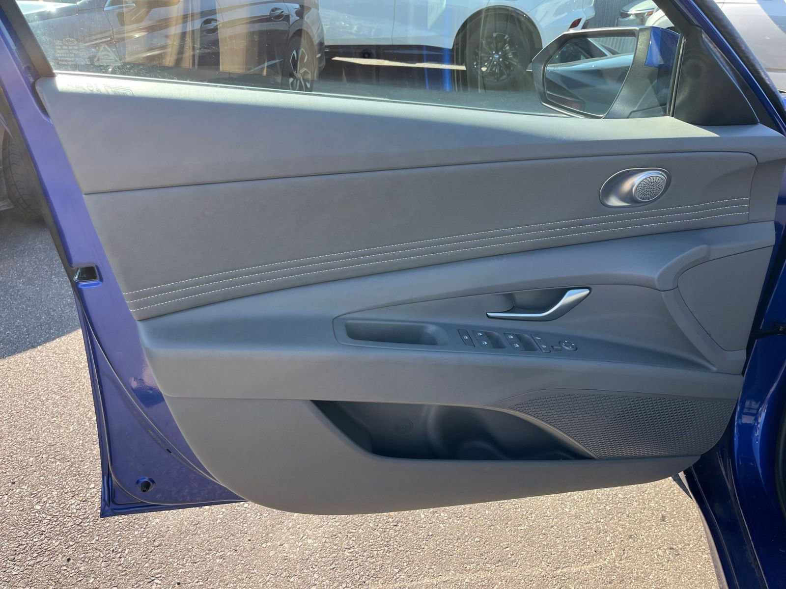 Thumbnail: 2025 Hyundai Elantra - 18