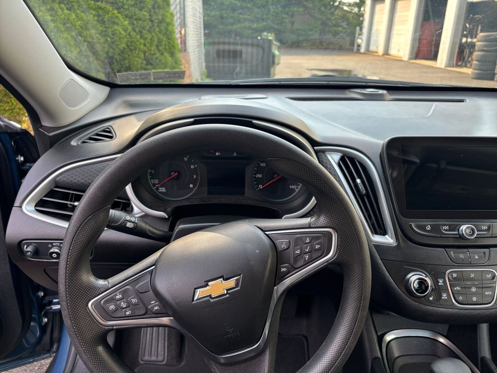 2024 Chevrolet Malibu LT 34
