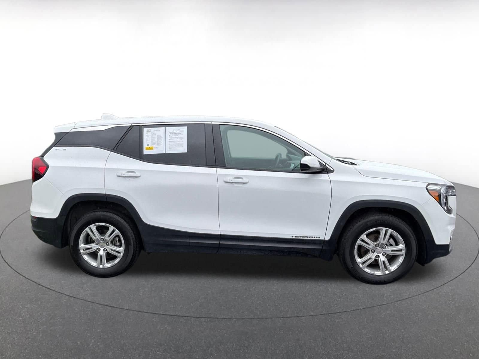 Thumbnail: 2024 GMC Terrain - 15