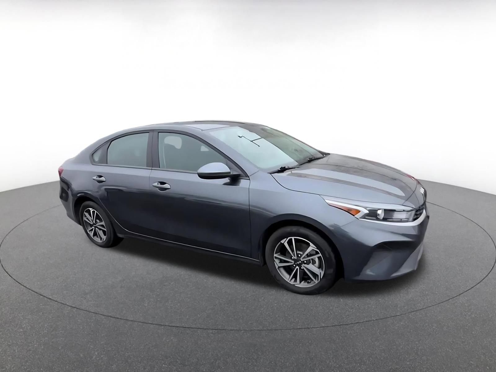 Thumbnail: 2024 Kia Forte - 2