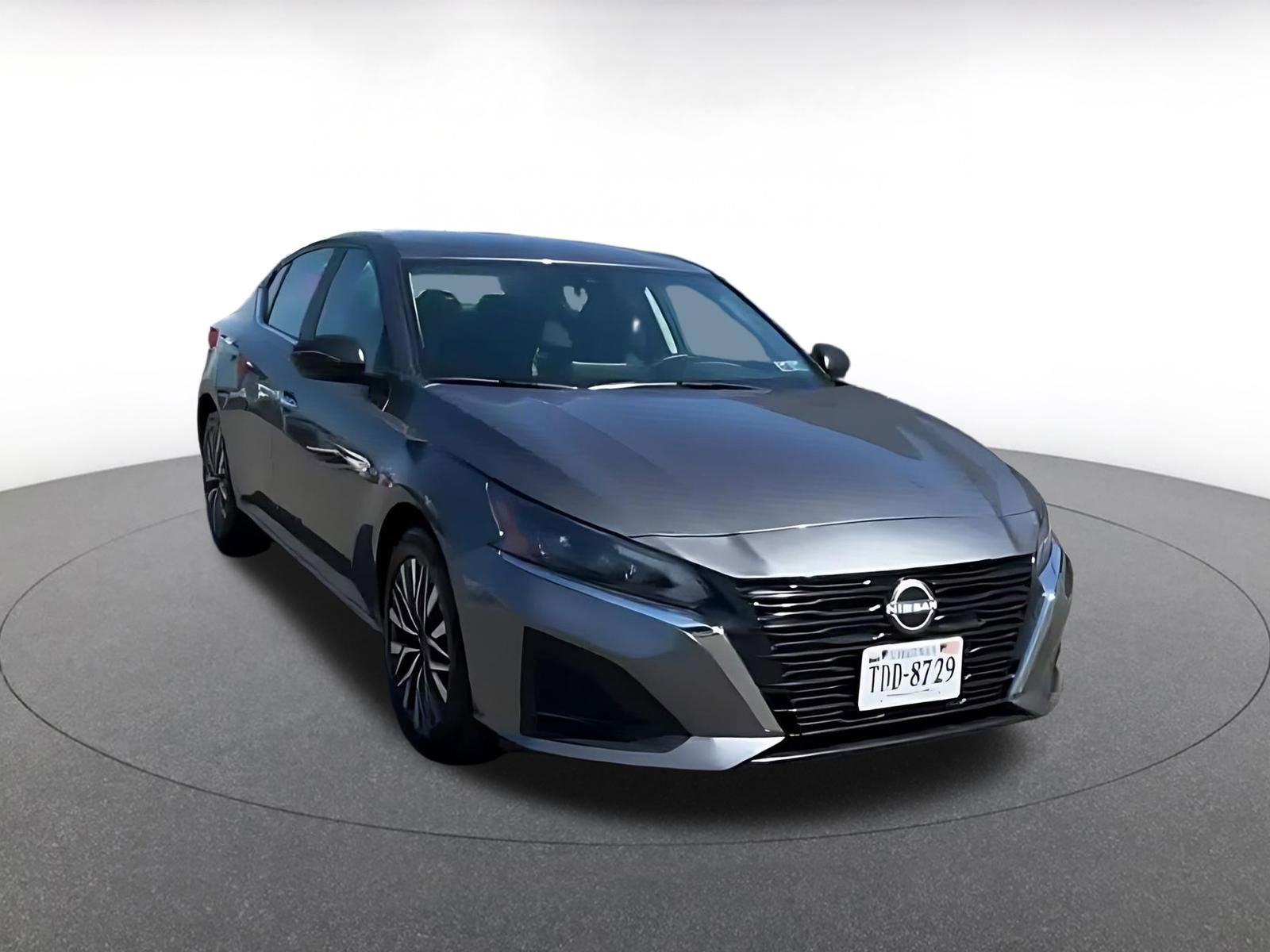 Thumbnail: 2025 Nissan Altima - 3