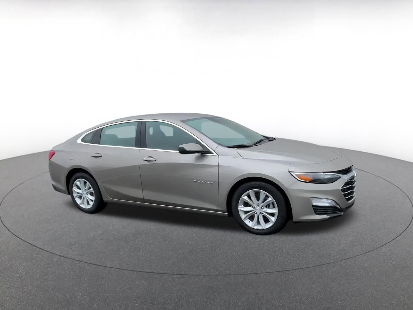2023 Chevrolet Malibu LT 2