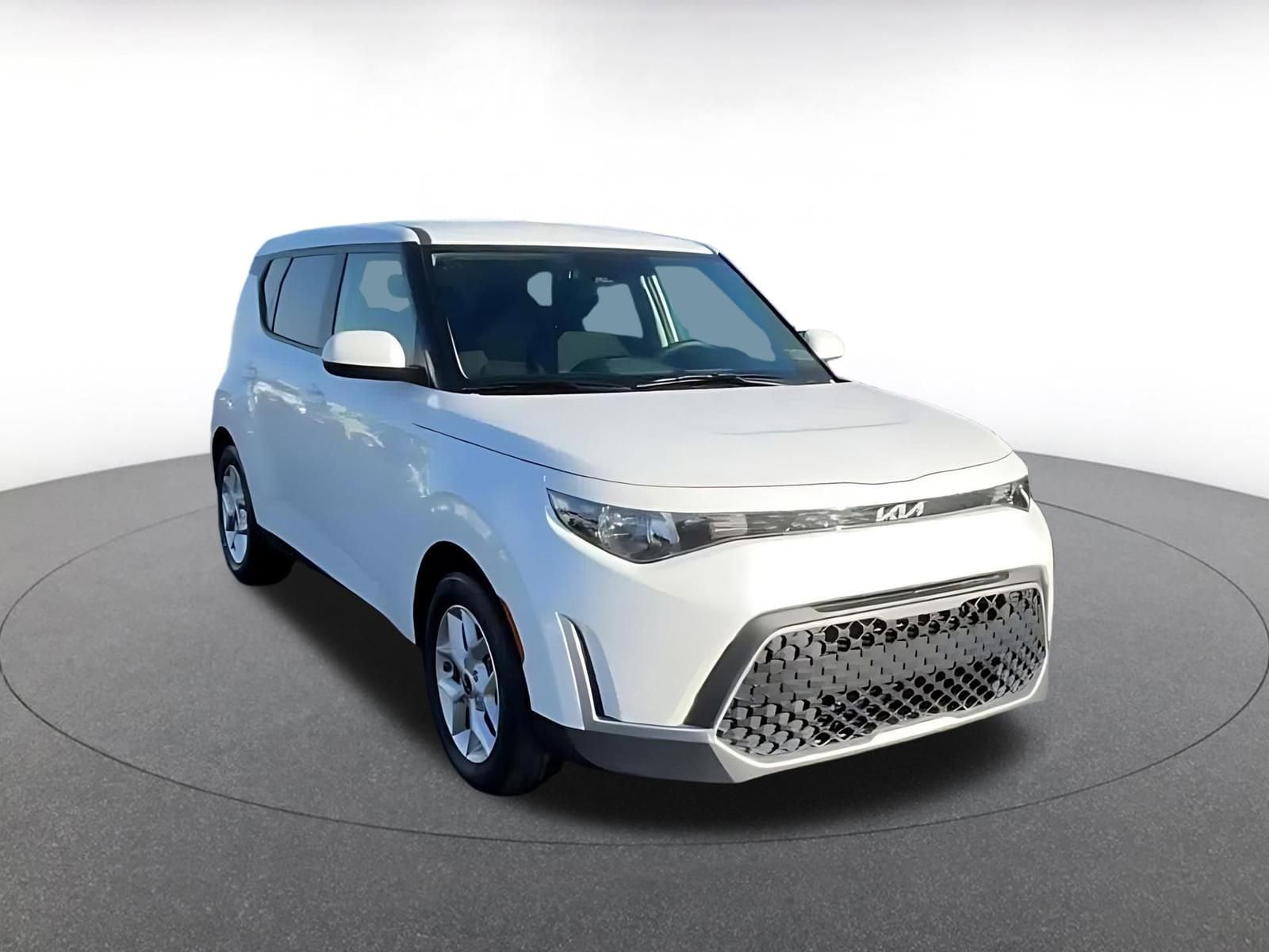 Thumbnail: 2025 Kia Soul - 3