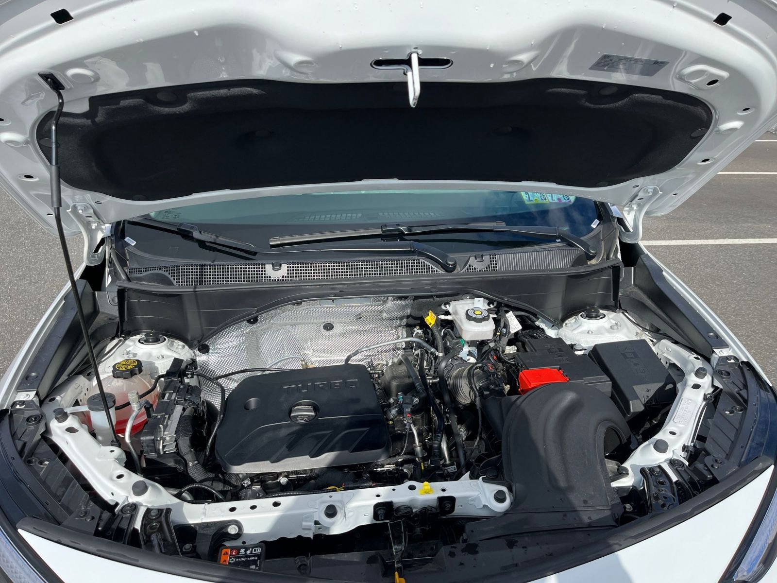 2024 Buick Encore GX Sport Touring 30