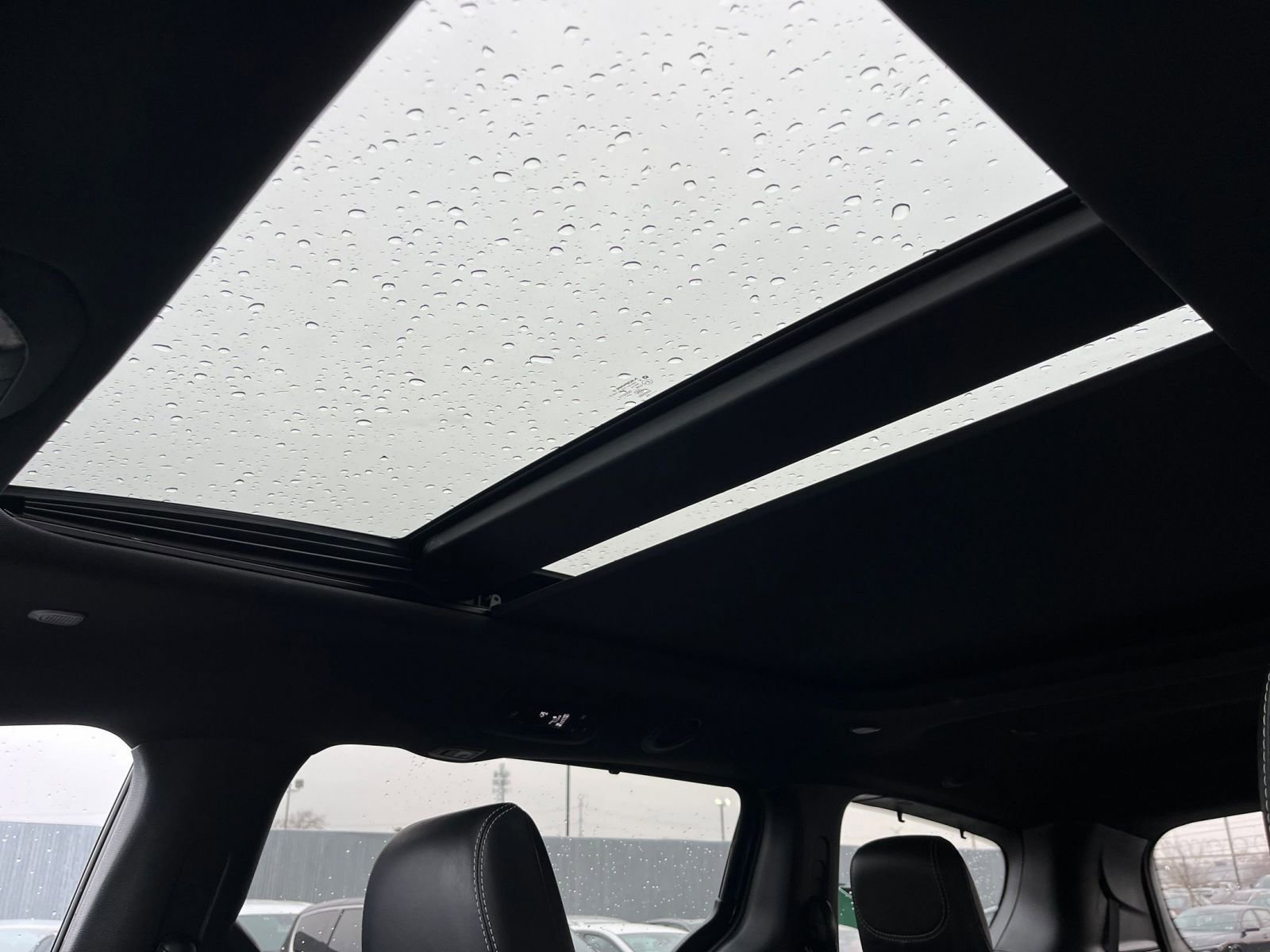 Thumbnail: 2025 Chrysler Pacifica - 31