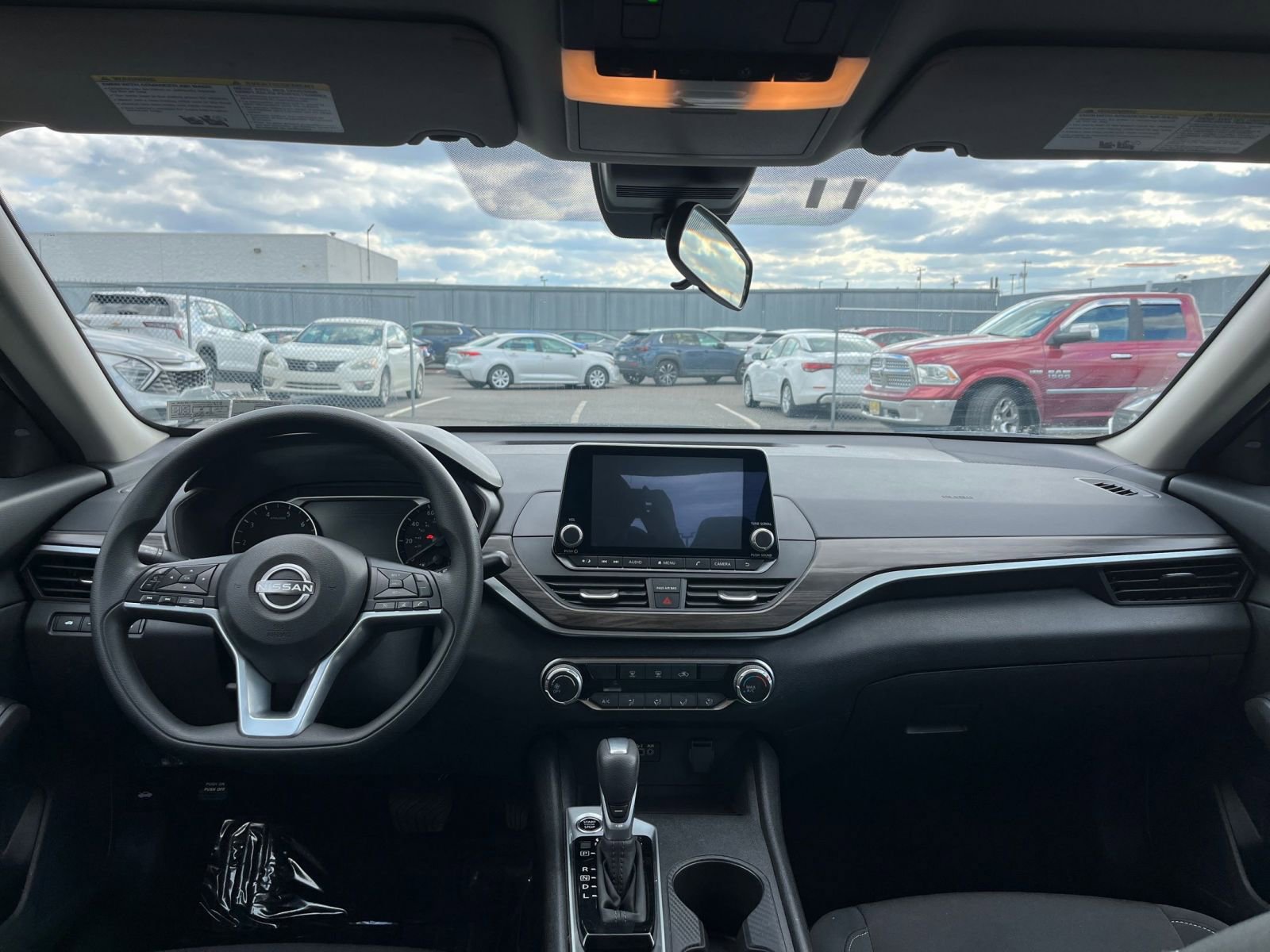 Thumbnail: 2025 Nissan Altima - 34