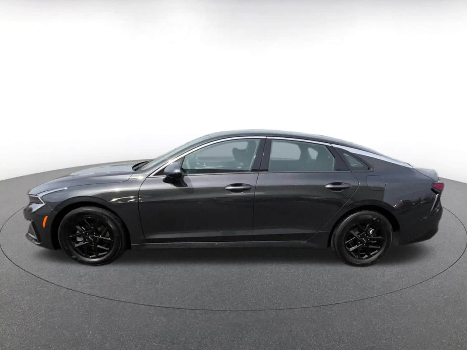 Thumbnail: 2025 Kia K5 - 9