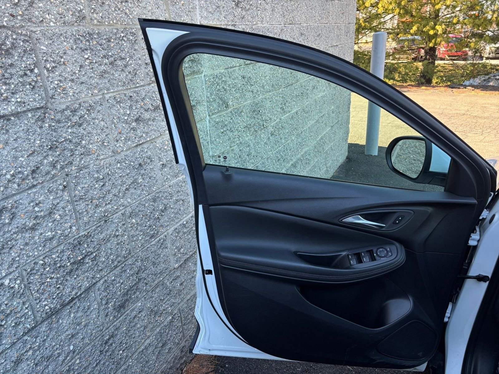 Thumbnail: 2025 Buick Encore GX - 18