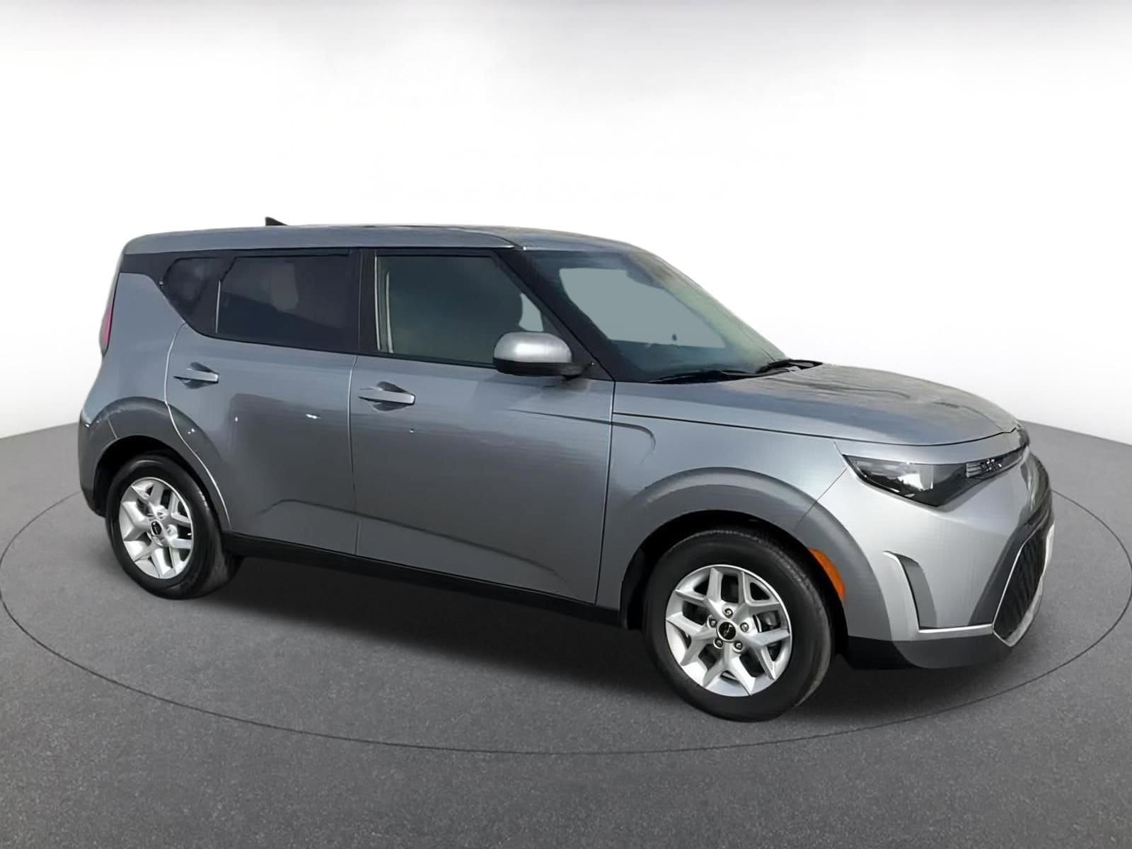 2024 Kia Soul LX 7