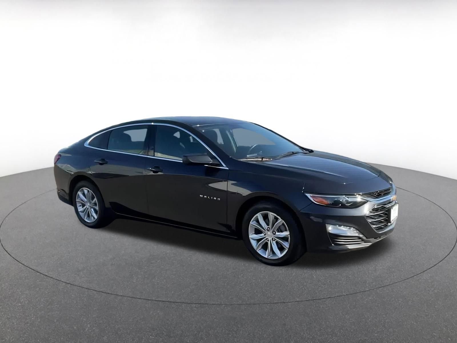 Thumbnail: 2023 Chevrolet Malibu - 2