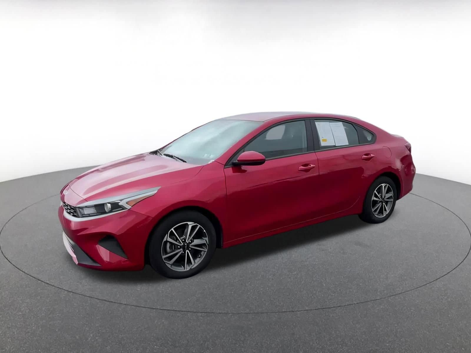Thumbnail: 2023 Kia Forte - 7