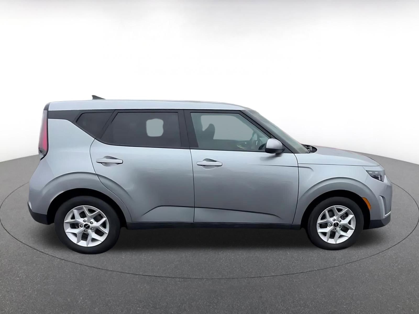 Thumbnail: 2025 Kia Soul - 16